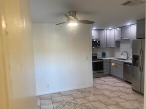 1482 N Lawnwood Cir-Unit -32a in Fort Pierce, FL - Building Photo - Building Photo