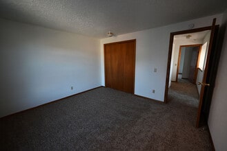 21695 SW Gary Ln in Beaverton, OR - Building Photo - Building Photo