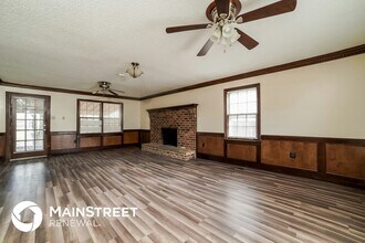 2834 Lanthorn Dr in Memphis, TN - Building Photo - Building Photo