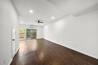 8312 Jorine Dr, Unit 8312 in Houston, TX - Building Photo - Building Photo