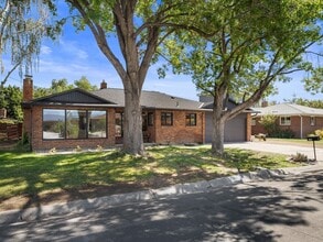 1580 Palisade Dr in Reno, NV - Building Photo - Building Photo