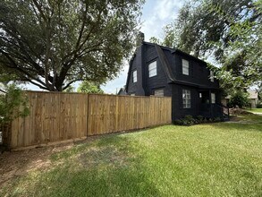 8134 Niles St in Houston, TX - Building Photo - Building Photo