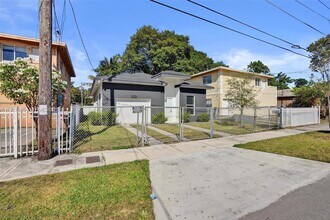 1559 NW 62nd Terrace in Miami, FL - Building Photo - Building Photo