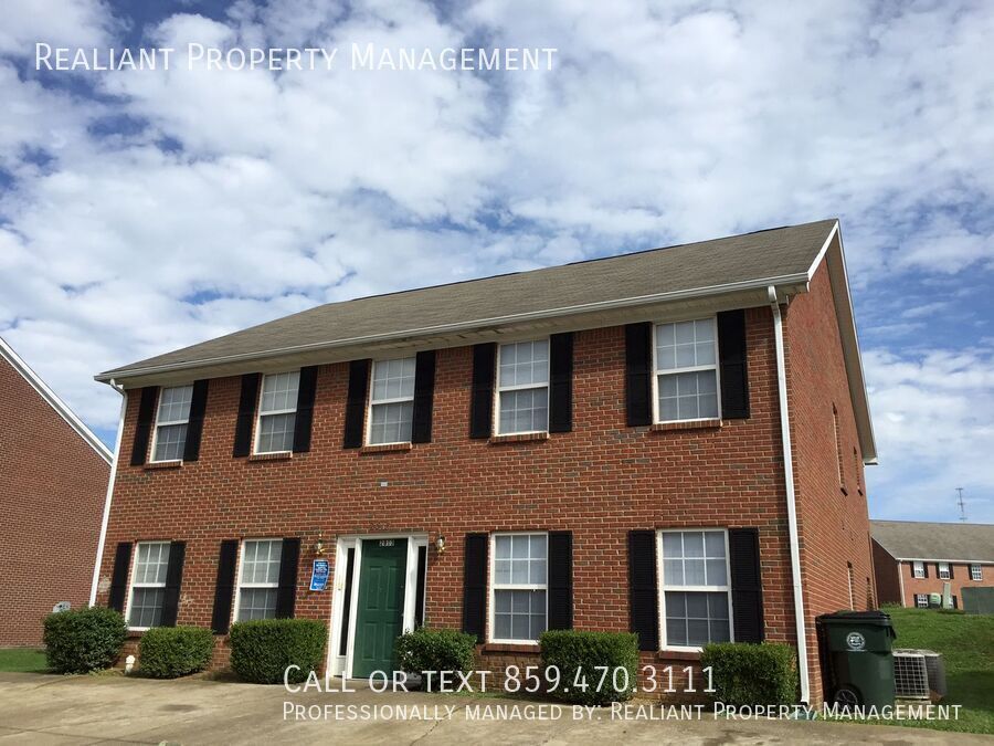 2824 Ryan Cir in Lexington, KY - Building Photo