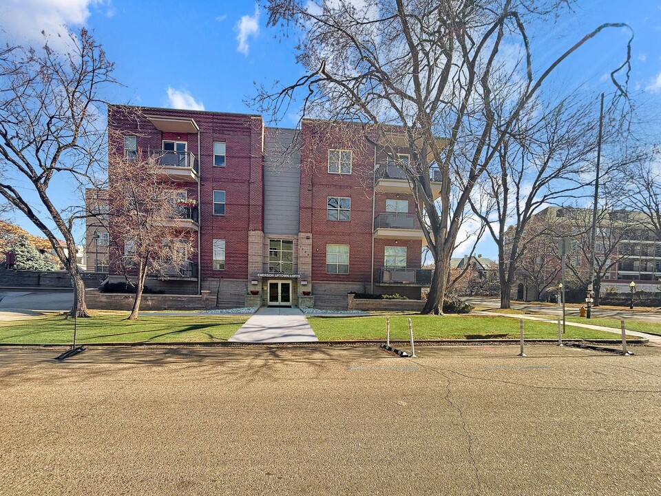 1700 Emerson St in Denver, CO - Foto de edificio