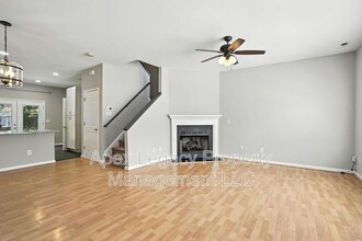 1913 Barngate Way in Raleigh, NC - Building Photo - Building Photo
