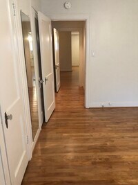 1806 Banks St, Unit #2 photo'