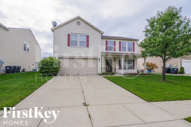 861 Southern Pines Dr in Whiteland, IN - Building Photo - Building Photo