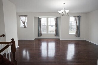 3463 Bradbury Cir in Aurora, IL - Building Photo - Building Photo