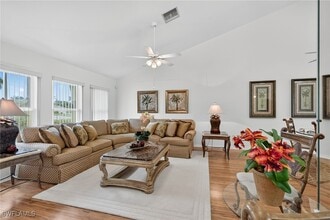 112 Bordeaux Cir in Naples, FL - Building Photo - Building Photo