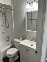 375 Lynn Dr, Unit 2 in Manteno, IL - Building Photo - Building Photo