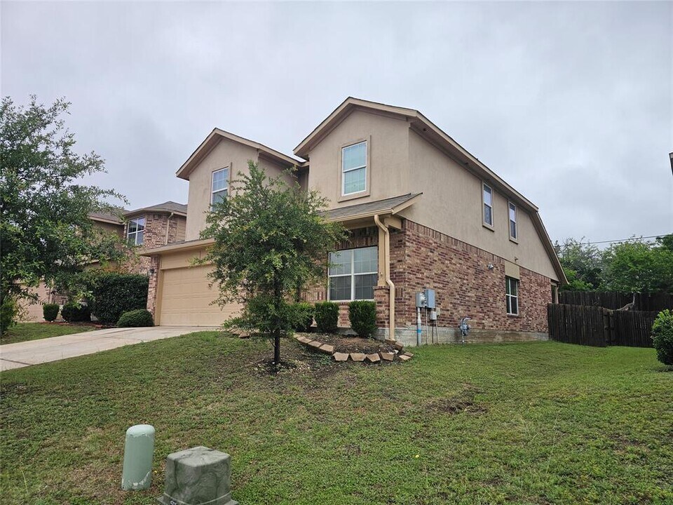 405 Libani Ln in Cedar Park, TX - Building Photo