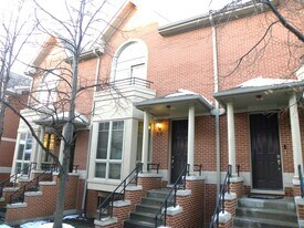 57 Northfield Terrace in Wheeling, IL - Building Photo