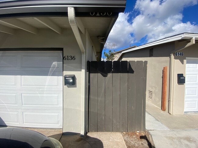 6136 Dorothy Dr in San Diego, CA - Building Photo - Building Photo