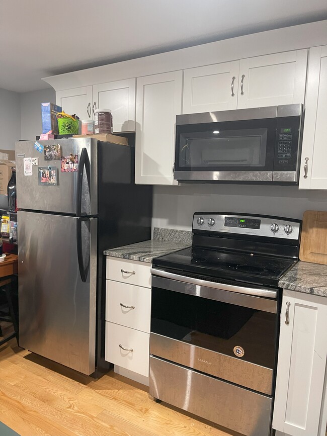 14 Edgerly Pl, Unit 3