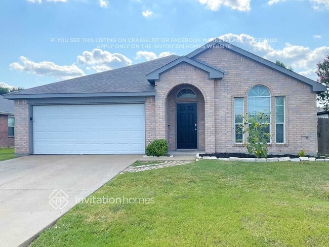 property at 1625 Lesli Dr