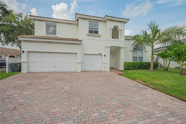 property at 5371 SW 32nd St