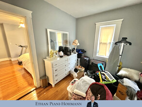 26 Olcott St in Watertown, MA - Building Photo - Building Photo