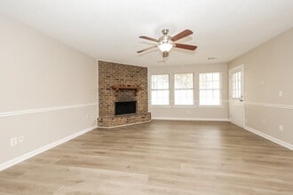 2442 Maybrook Ct in Murfreesboro, TN - Building Photo - Building Photo