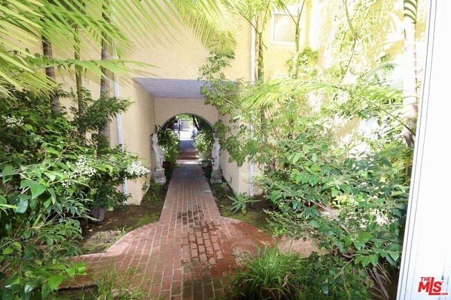 property at 9066 Shoreham Dr