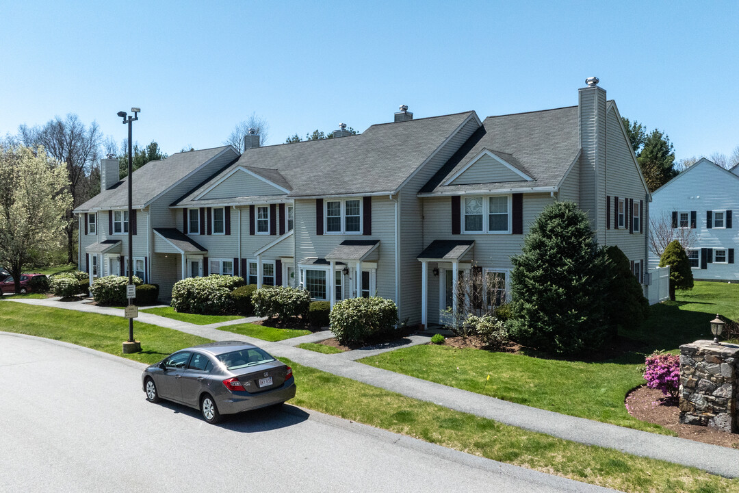 Riverview Condominiums in Grafton, MA - Building Photo