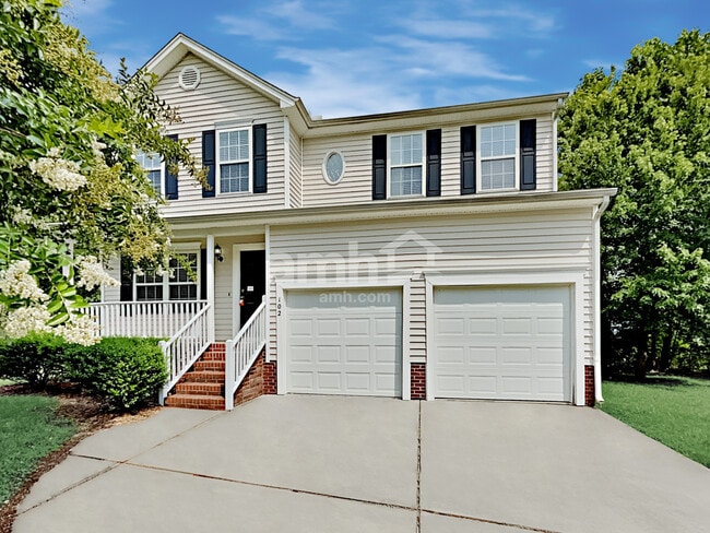 102 Lake Bridge Ct