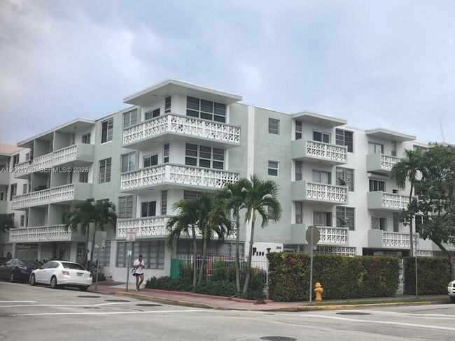 property at 949 Pennsylvania Ave