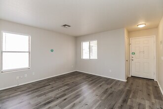 5338 E Florian Ave in Mesa, AZ - Building Photo - Building Photo