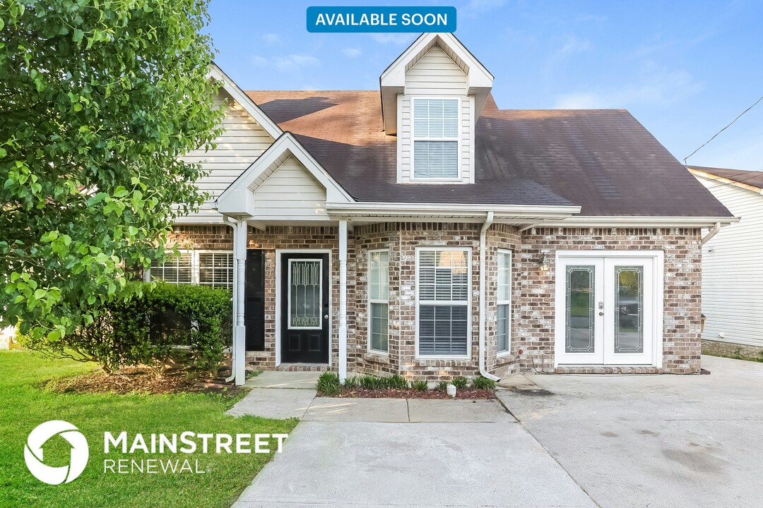 512 Rothwood Ave in Nashville, TN - Building Photo