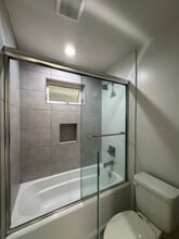 5124 Denny Ave in North Hollywood, CA - Building Photo - Building Photo