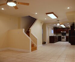 1103 E Passyunk Ave in Philadelphia, PA - Building Photo