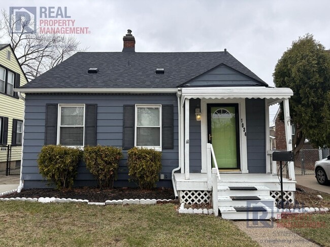 property at 1034 Lincoln Ave