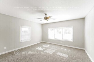 905 E Crockett St in Ennis, TX - Building Photo - Building Photo