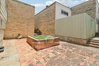 408 Ira Ave in San Antonio, TX - Building Photo - Building Photo