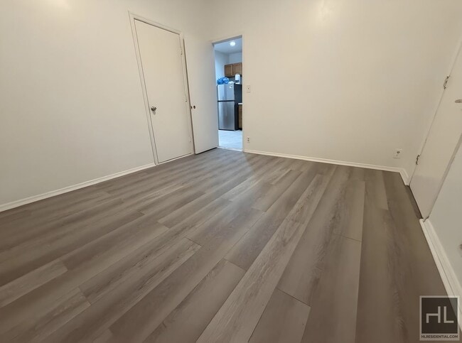 72 Maryland Ave in Staten Island, NY - Building Photo - Building Photo