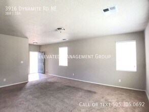 3916 Dynamite Rd NE in Rio Rancho, NM - Building Photo - Building Photo