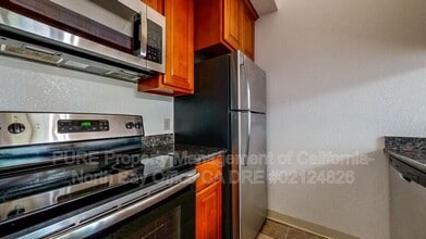108 Courtyards E in Windsor, CA - Foto de edificio - Building Photo