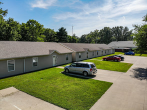 3850 N 25th St in Terre Haute, IN - Building Photo - Building Photo