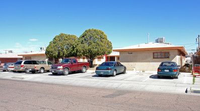 8718 Lawson Dr in El Paso, TX - Building Photo - Building Photo