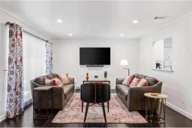 3545 Northwest Pkwy in Dallas, TX - Building Photo - Building Photo