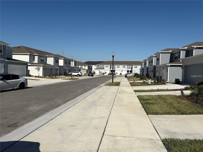 2586 Winsome Wy in Davenport, FL - Building Photo - Building Photo