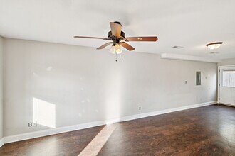 1758 Spring Water in Clarksville, TN - Building Photo - Building Photo