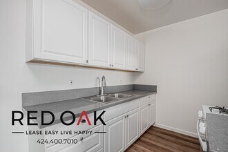 1321 S Greenwood Ave in Montebello, CA - Foto de edificio - Building Photo