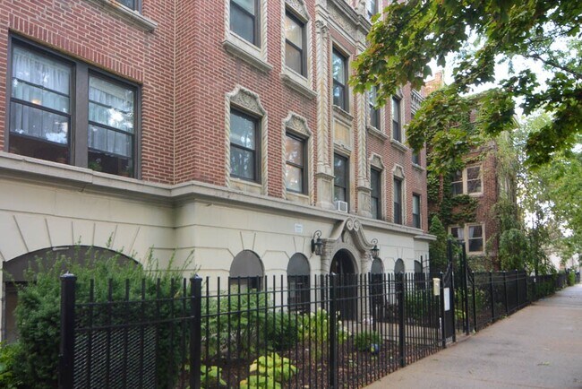 property at 1742 N Humboldt Blvd