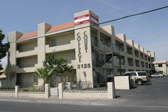 College Court in North Las Vegas, NV - Building Photo - Building Photo