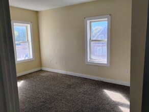 20 Water St in Killingly, CT - Building Photo - Building Photo