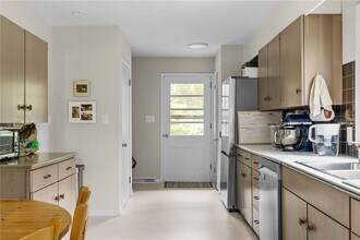 216 Berkshire Rd in Ithaca, NY - Building Photo - Building Photo