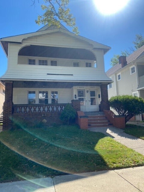 2075 Lewis Dr, Unit 2075 Lewis in Lakewood, OH - Building Photo