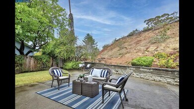 60 Deerhaven Pl in Pleasant Hill, CA - Building Photo - Building Photo