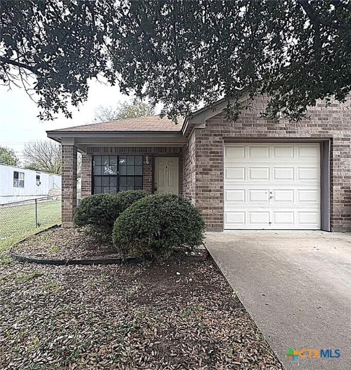 931 Rosewood Dr in Harker Heights, TX - Building Photo